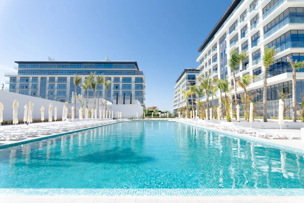 The outdoor pool between the Lighthouse buildings